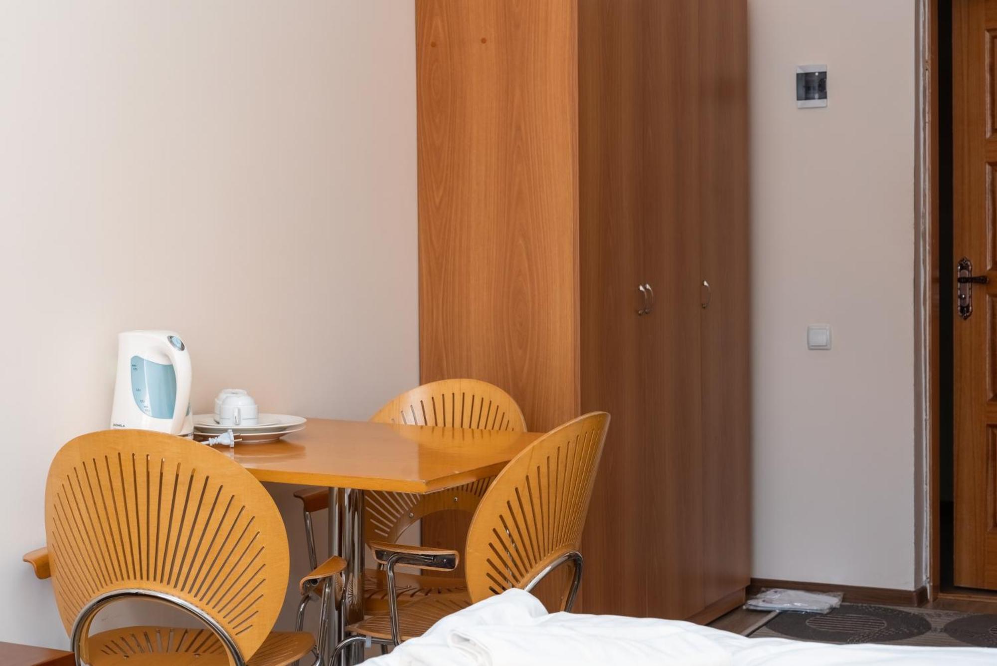 Talisman Village Hotel Бостери Екстериор снимка