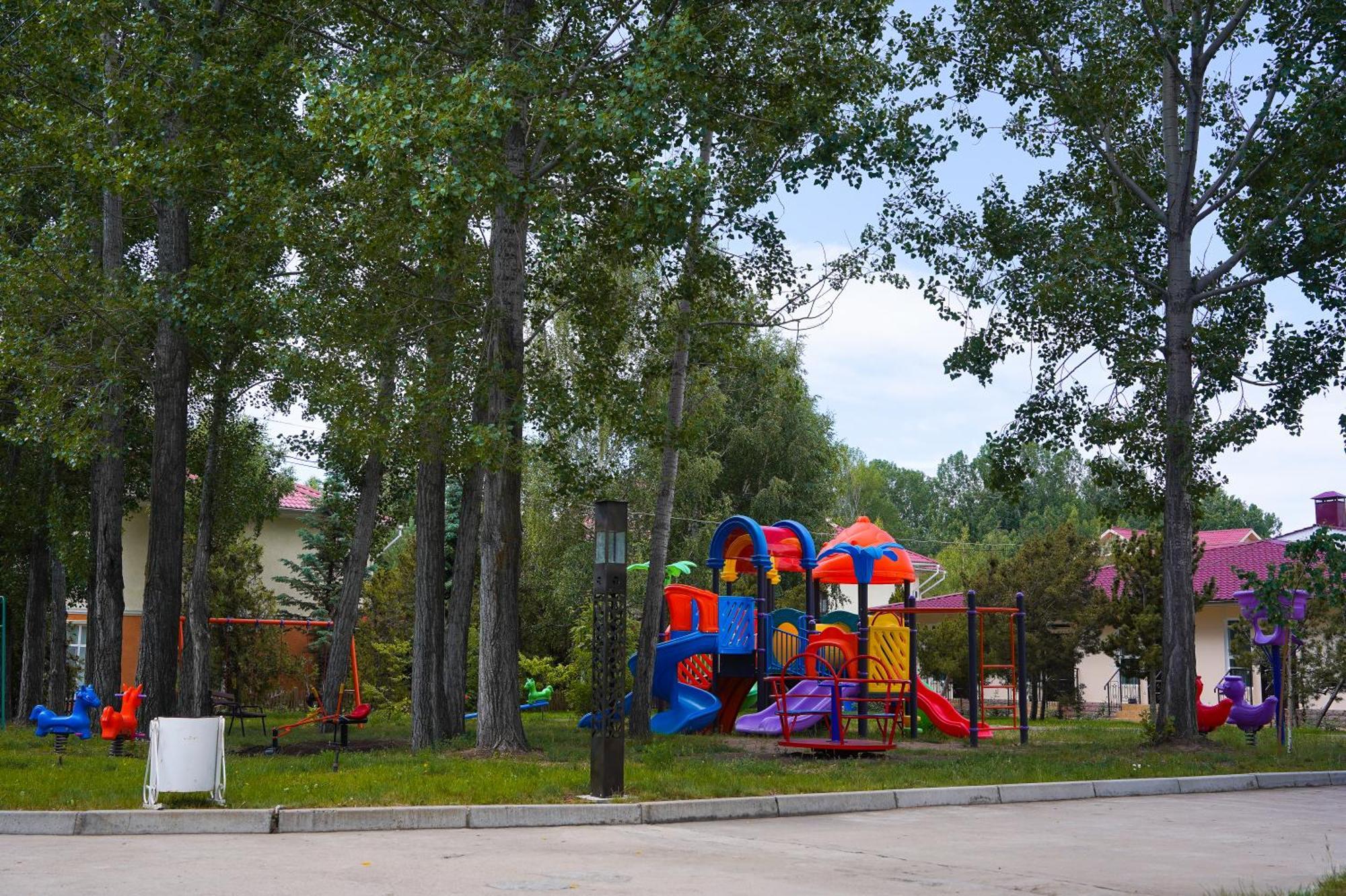 Talisman Village Hotel Бостери Екстериор снимка