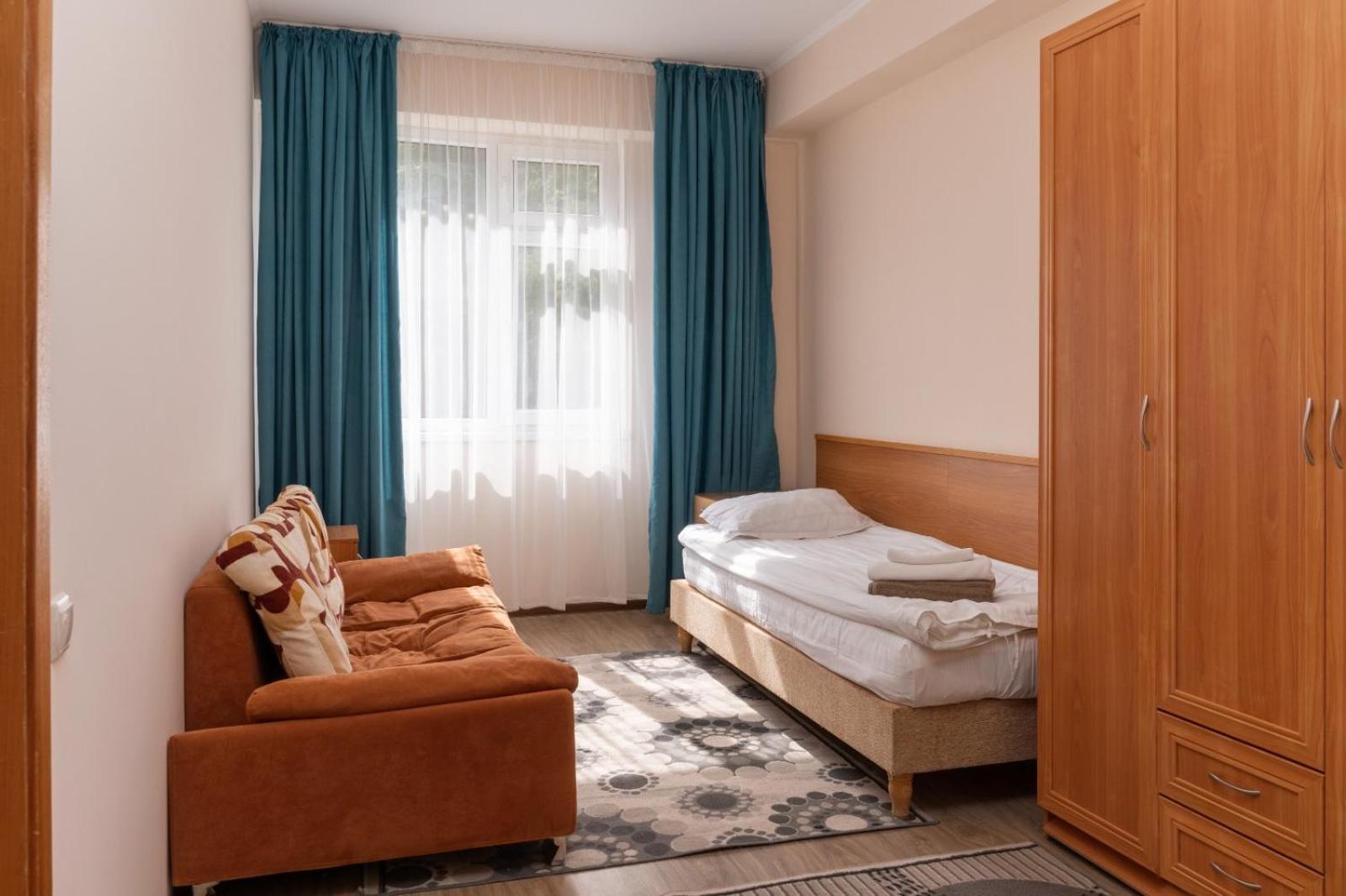 Talisman Village Hotel Бостери Екстериор снимка
