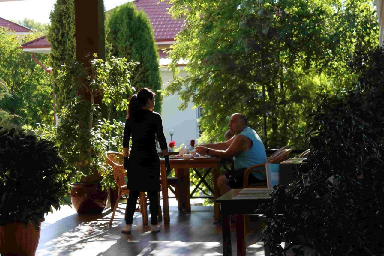 Talisman Village Hotel Бостери Екстериор снимка